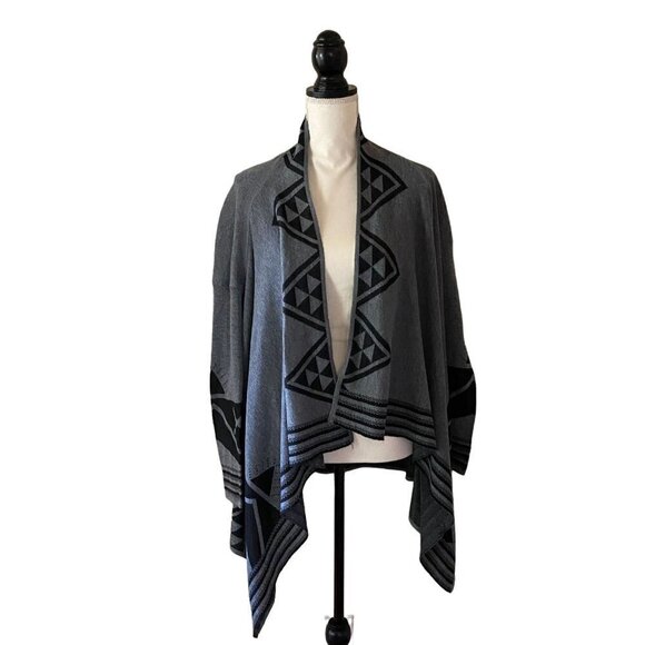 Staccato Free Flow Geometric Pattern Cardigan | Gray | Size Small - Picture 1 of 7
